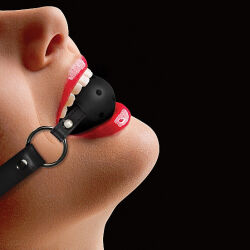 ����-��� "Ouch! - Ball Gag" 