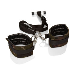 ��������� � ���������� �� ����� "Colt - Camo Over The Door Cuffs" 